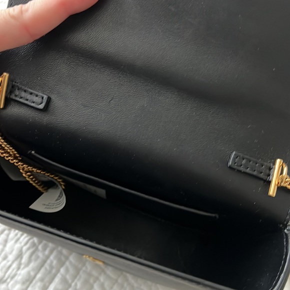 Versace - Picture 6 of 7